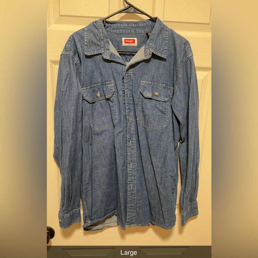 Wrangler button up